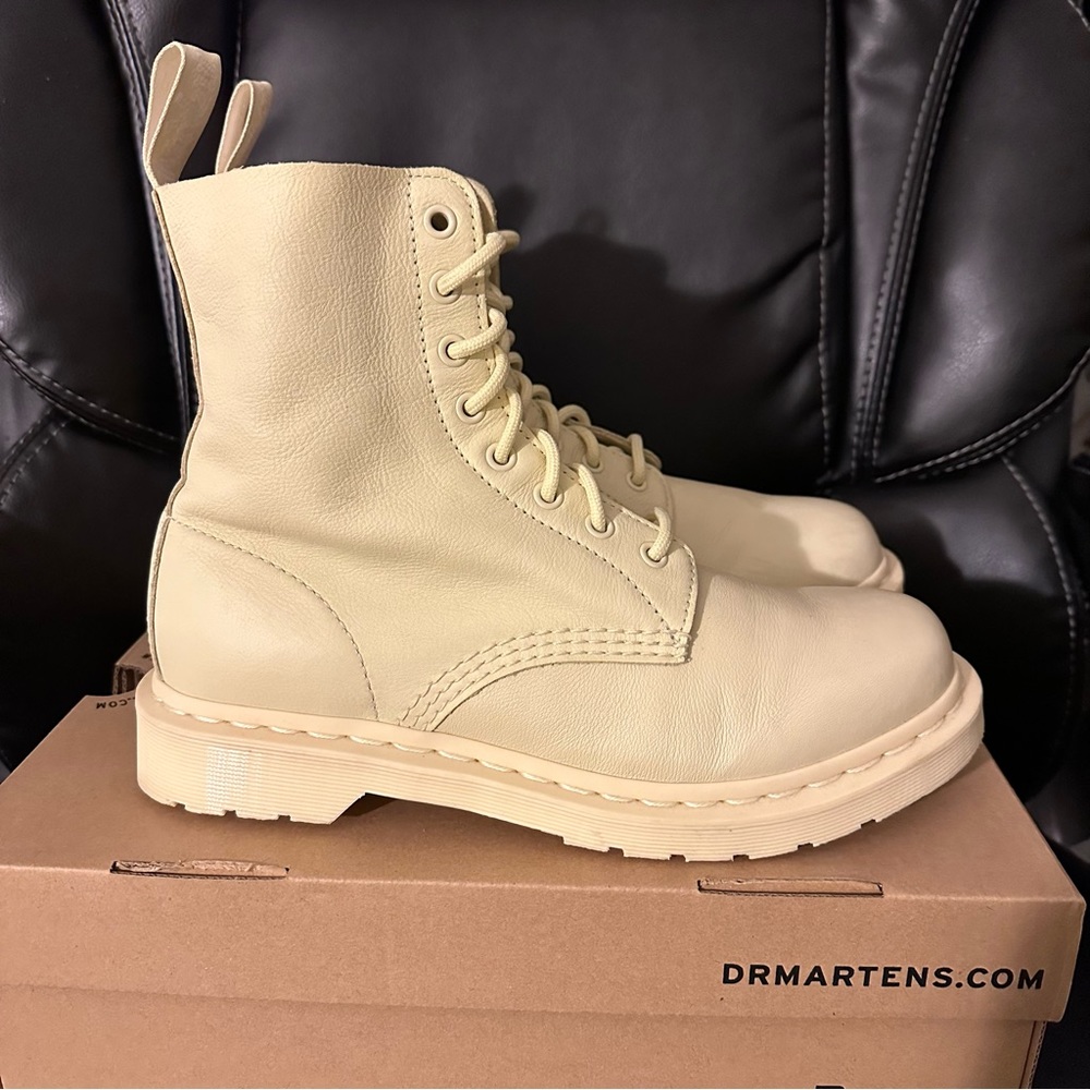 Dr. Martens 1460 Pascal Women's Mono Lace Up Boots
